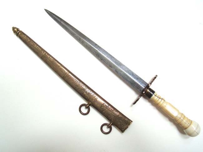 A RARE War of 1812 period U. S. Naval Officer's Dirk with EAGLE Cross Guard circa 1805-1815